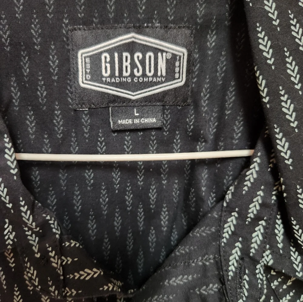 Gibson Black and White Casual Button Down Shirt with Pearl Snaps - Picture 4 of 5